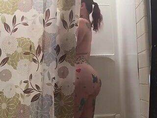 Thick TS Rah Sweets shower time - ashemaletube.com